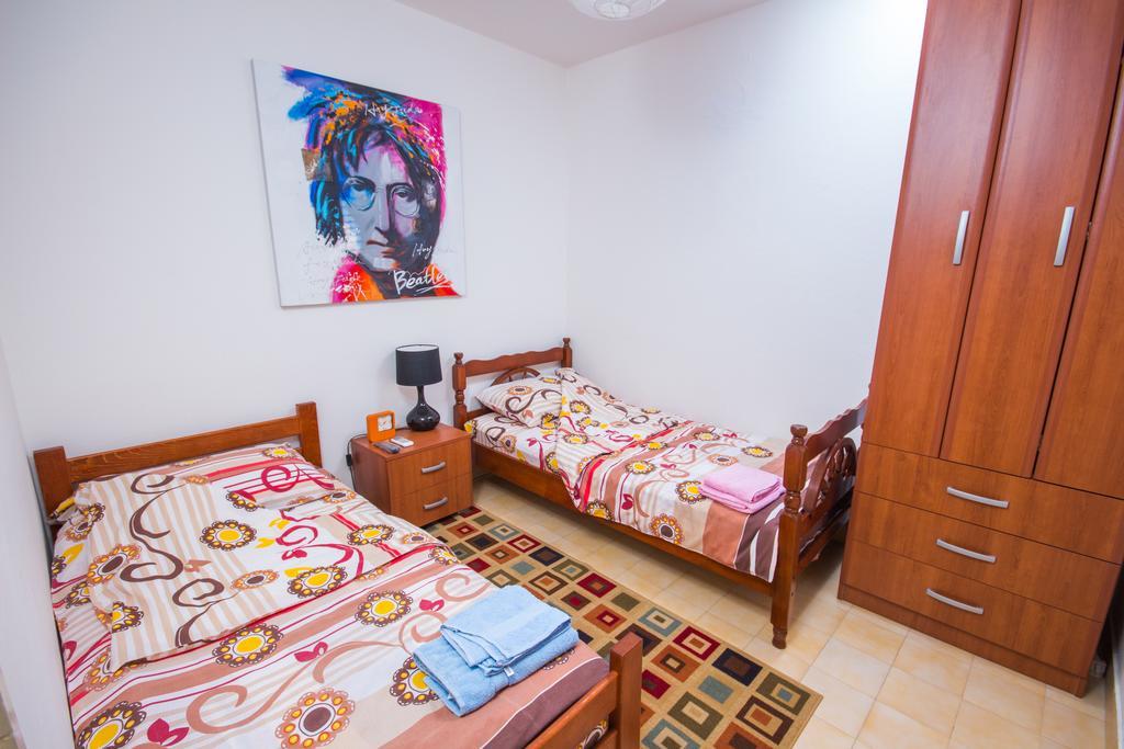 Apartments Beachfront Котор Экстерьер фото